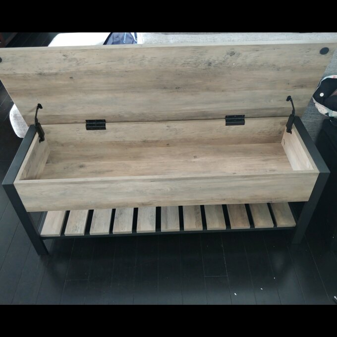 【Furniture】Ochlocknee Flip Top Storage Bench