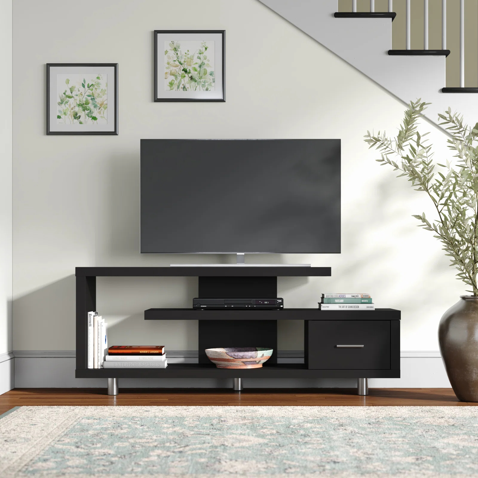【Furniture】Beesley TV Stand for TVs up to 70