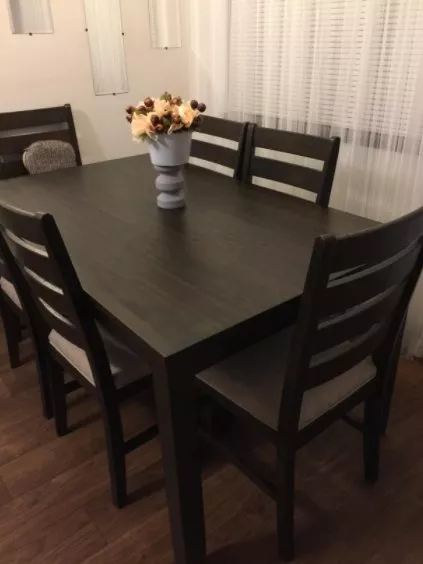 DINING ROOM TABLE SET WITH 6 UPHOLSTERED CHAIRS