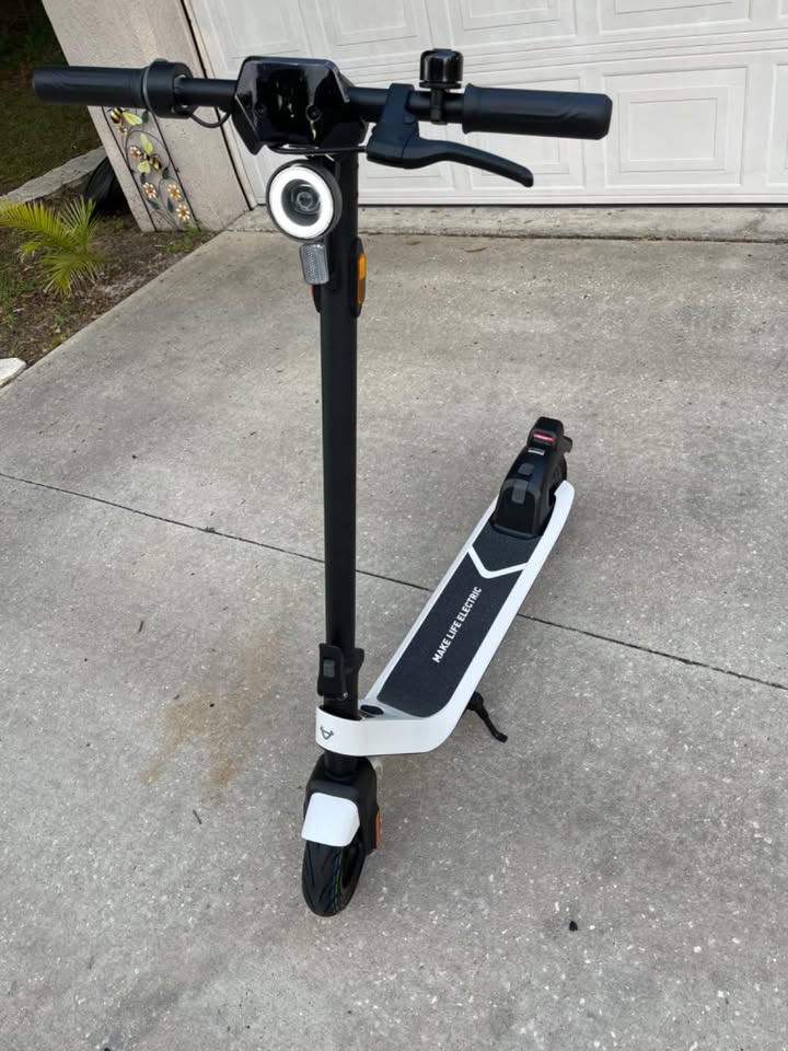 NIU Electric Scooter for AdultsTeensKids; 25miles 15.5miles 7.1miles Long-Range Lightweight Port