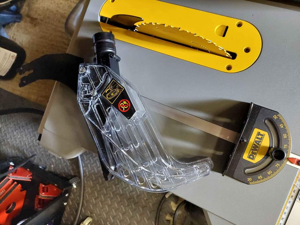 Dewalt DWE7485 GB Site Table Saw 240v