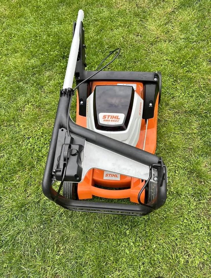 Flymo 36V EasiStore 340R Cordless Lawnmower Kit